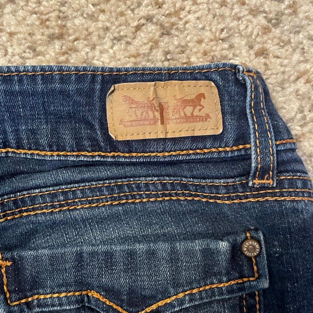 LEVIS HEMMED JEANS - Picture 8 of 11